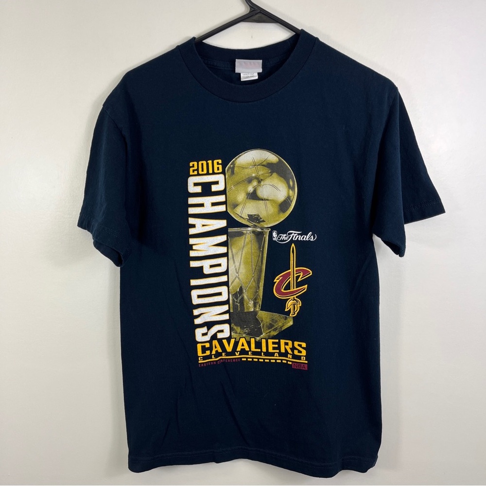 Cleveland Cavs Cavaliers Tshirt NBA Basketball 2016 Champions Adult Sz M
